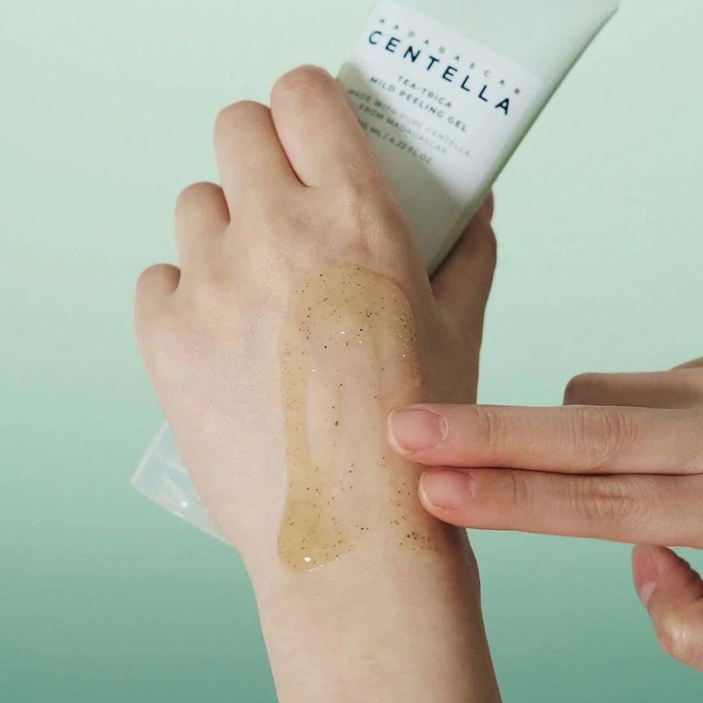 Skin1004 Madagascar Centella Tea-Trica Mild Peeling Gel125ml